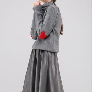 Chicwish felt heart elbow sweater